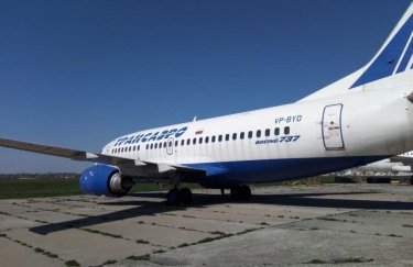 Арестованный Boeing-737 российской "Трансаэро" продали за половину начальной цены