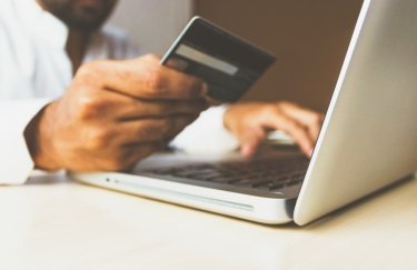 Деньги круглосуточно: как онлайн-кредит может решить проблему нехватки финансов