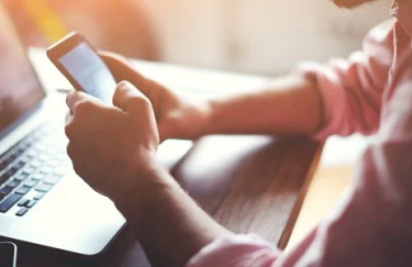 Українці зможуть подавати податкові декларації зі свого смартфона
