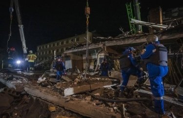 Ракетный удар по Краматорску: число жертв возросло до 8, под завалами еще могут быть люди