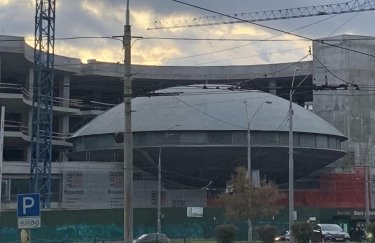 "Летающую тарелку" на Лыбидской в Киеве встраивают в новый ТРЦ Ocean Mall (ФОТО)