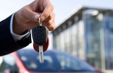 В первый месяц года украинцы приобрели почти 4,4 тыс. новых легковых автомобилей