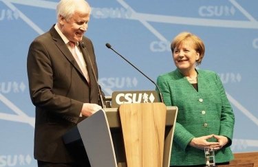 Нерешенный вопрос с беженцами окончательно рассорил партнеров по коалиции в Германии