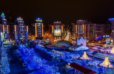 Какие улицы Киева украшает иллюминация к новогодним праздникам