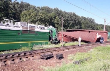 В Кироговградской области потепрпел крушение грузовой поезд. Фото:Думская