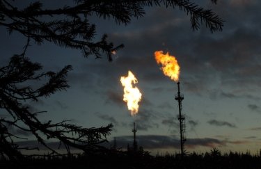 Российские нефтяники сжигают сырье для производства автогаза, - СМИ