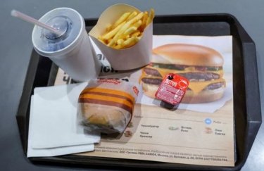 "Год был неурожайным": в российской пародии на McDonald’s не будет картофеля фри
