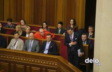 Парламент уволил премьера. Фото: Константин Мельницкий/Delo.ua
