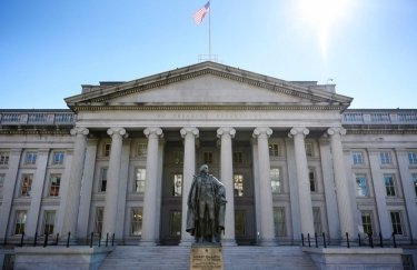 Здание Министерства финансов США в Вашингтоне. Фото: Голос Америки