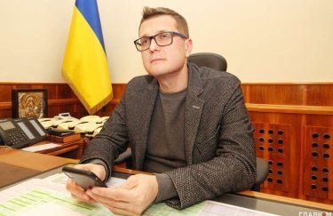 Иван Баканов в своем кабинете. Фото: "Главком"