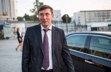 Конституционный суд проверит законность назначения Луценко генпрокурором