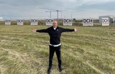 Александр Ярославский на строительстве аэропорта Днепр