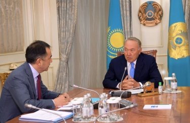 Нурсултан Назарбаев и Бакытжан Сагинтаев. Фото: Facebook президента Казахстана