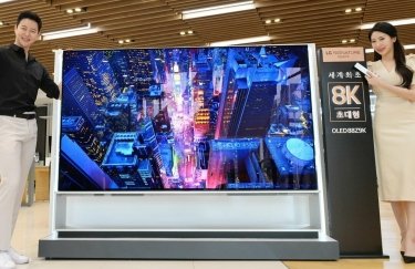 LG начала продавать гигантский телевизор