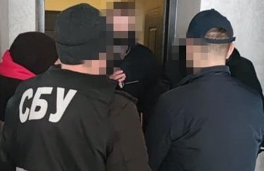 СБУ вменяет госизмену организатору акций протеста в Киеве: хотел подделать 1 млн подписей за импичмент Зеленскому