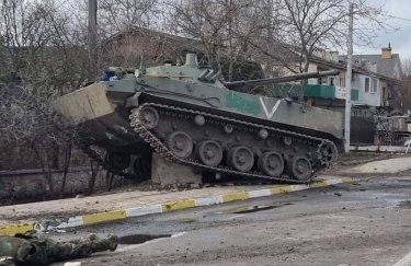 російський танк, військова техніка, російська військова техніка, війна в Україні