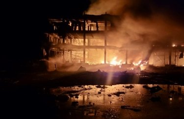 Российские ракеты уничтожили склад Красного Креста с гуманитаркой в Одесской области