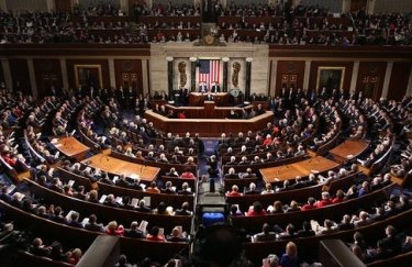 Без помощи Украине и Израилю: в США одобрили временный бюджет во избежание "шатдауна"