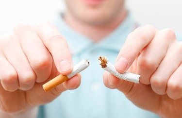 Украинцы курить стали заметно меньше, а налогов с табака платить больше