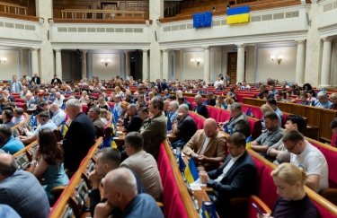 В Україні повертають конкурсний відбір на державну службу: Рада ухвалила закон