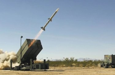 США передадут Украине ракетные комплексы NASAMS, которые помогут закрыть небо, — Резников