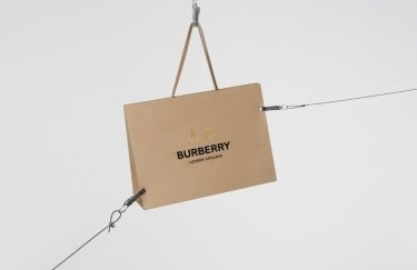 Burberry впервые начнет продавать одежду через Instagram