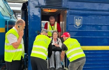 Україна розпочала обов’язкову евакуацію з Донецької області