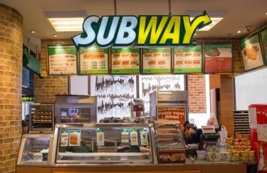 Всемирно известная франшиза ресторанов быстрого питания Subway позиционирует себя как здоровую альтернативу традиционному фаст-фуду. Foto: Divulgação