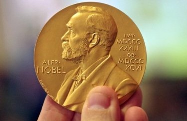 Стали известны лауреаты Нобелевской премии 2019 года по химии и литературе