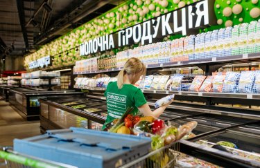 Дешевеют яйца и бананы: как изменились цены на продукты в супермаркетах