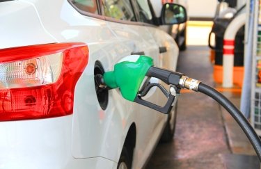 Ембарго на російські нефтопродукти почало діяти. Ціни на пальне в Україні продовжують зниження