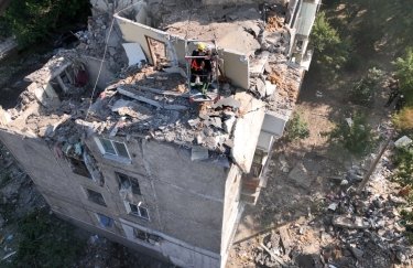 Число погибших в результате удара по пятиэтажке в Николаеве увеличилось до пяти (ФОТО, ВИДЕО)