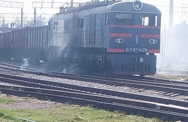 Залізниця під атакою: на Дніпропетровщині евакуювали поїзд