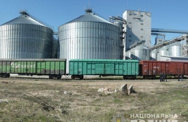Власти района Сумской области разворовали топливо из российских вагонов, принадлежащее украинскому бизнесу - ГБР