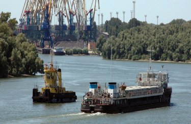 Украинское Дунайское пароходство сократило грузооборот в 2017 году