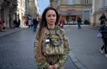 В Киеве запустят производство военной формы для женщин