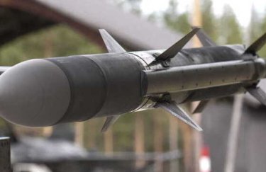 США шукають спосіб установити західні ракети на українські МіГи, – ЗМІ