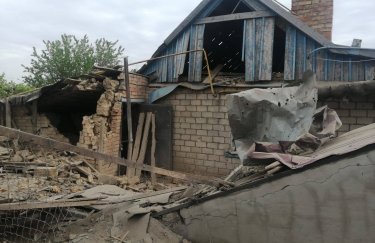 В результате обстрела Никопольского района повреждены агропредприятие и газопровод