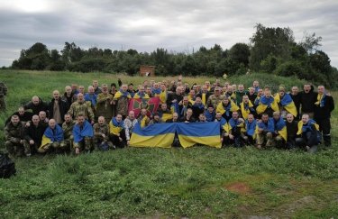 Украина вернула домой из плена 95 защитников (ФОТО)