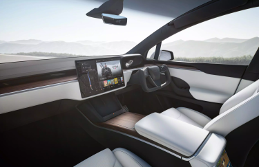 У Tesla Model X були несправні передні ремені безпеки. Фото: https://www.tesla.com Tesla Model X