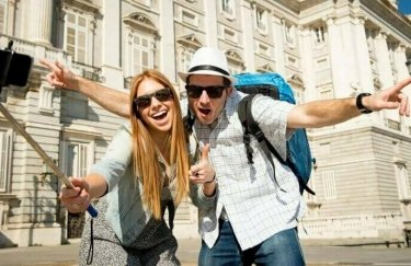 Украина улучшила свои позиции в рейтинге самых привлекательных стран для туристов