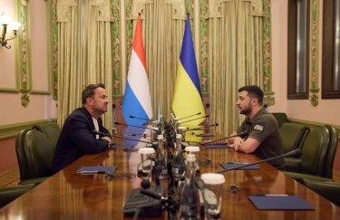 Президент Украины Владимир Зеленский с премьер-министром Люксембурга Ксавье Бетелем. Фото: Офис президента Украины