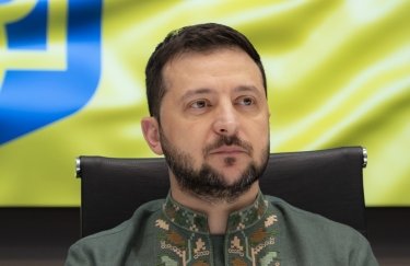 Зеленский поручил Кабмину проработать петицию об отмене запрета на выезд мужчин из Украины