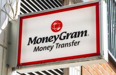 В Украине запустили прямые денежные переводы MoneyGram на банковские карты