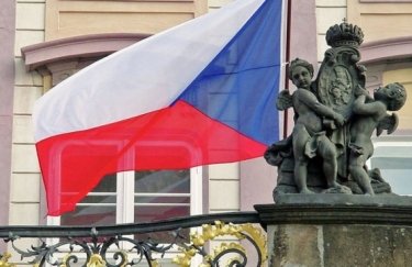 Чехия на год продлила временную защиту для украинцев