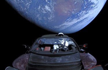 NASA официально зарегистрировало автомобиль Илона Маска как астрономический объект