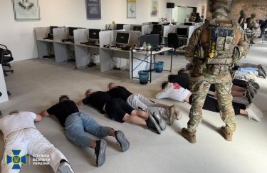 70 операторів з Ужгорода працювали на фейкові проєкти. / СБУ СБУ