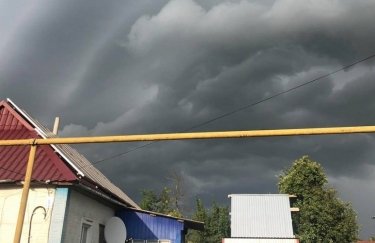 Шквалы и град: на западе Украины прогнозируют резкое ухудшение погоды