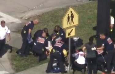 17 человек погибли во время стрельбы в школе во Флориде