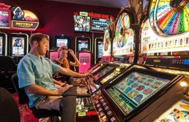 Легализация игорного бизнеса в Украине пока откладывается Легализация игорного бизнеса в Украине пока откладывается